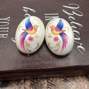 Vintage 80s Enamel Bird Stud Earrings Oval Folk Art Boho